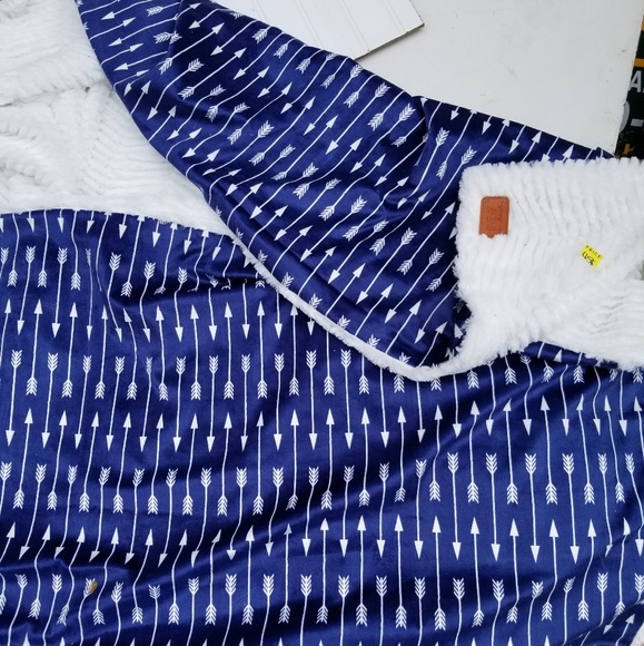 Handmade minky blankets - Picture 7 of 8